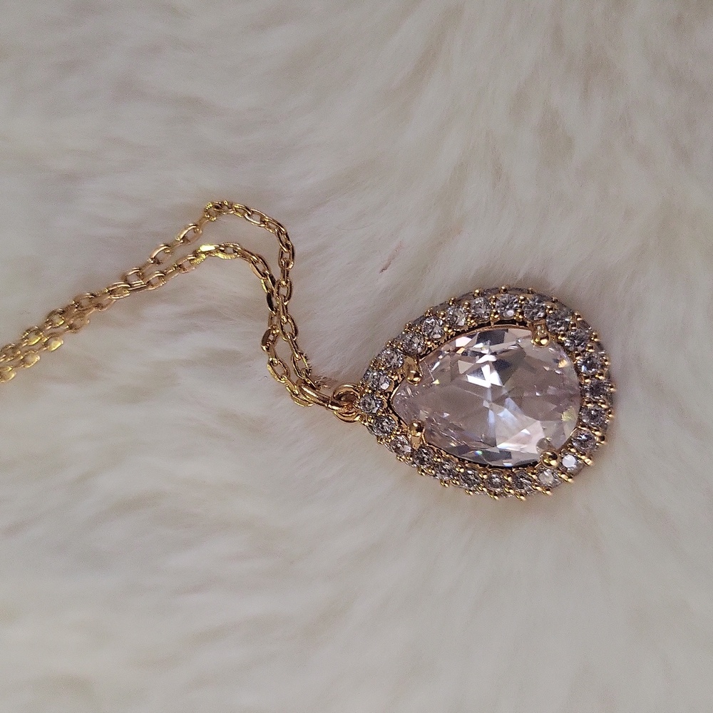 Kate Spade Necklace - Picture 6 of 9